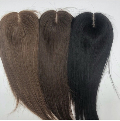 Toupee a base di seta retta femminile con chiusura frontale in pizzo svizzero e cappello